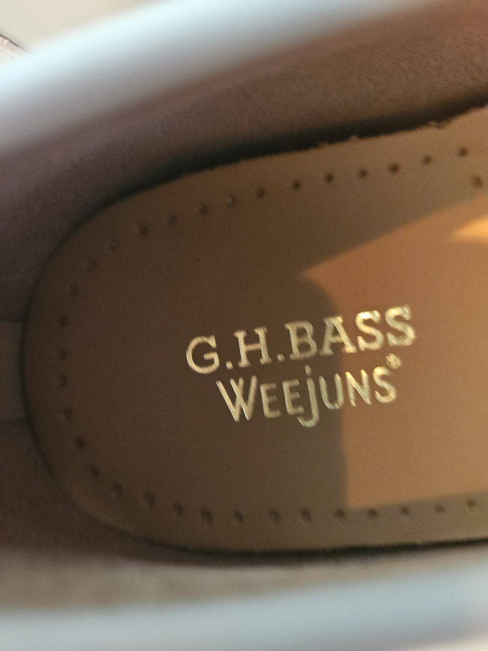 NEW No Box G.H. Bass & Co. Women's Grey Beige Leather Penny Loafers - Picture 8 of 9